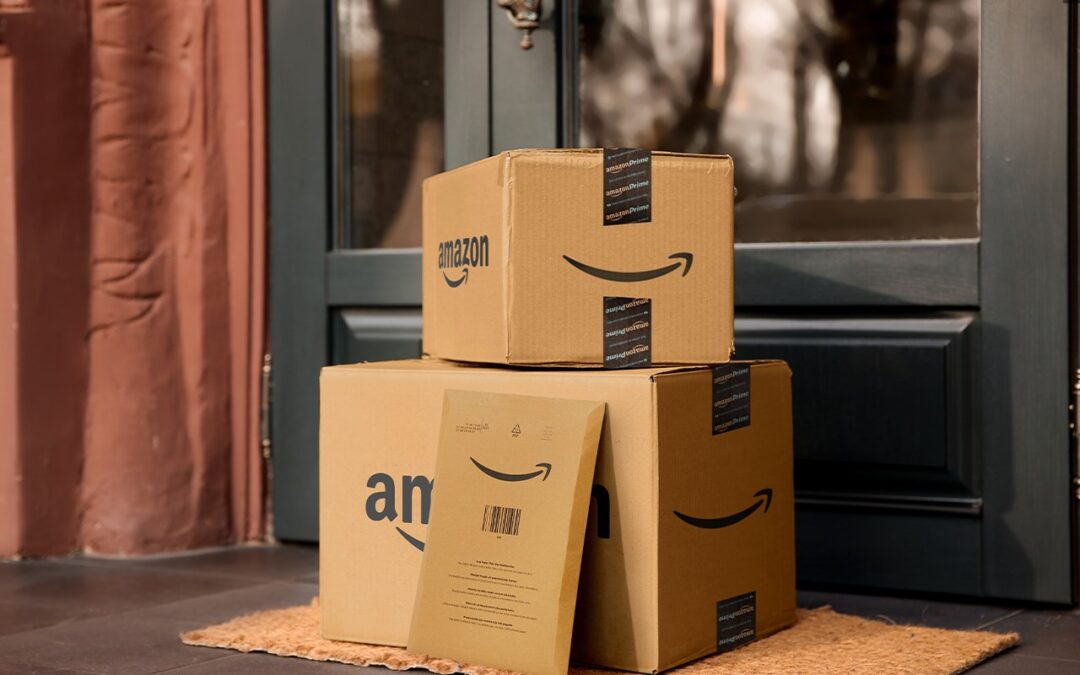 Si recibe un paquete desconocido a la puerta de su casa podría ser una estafa