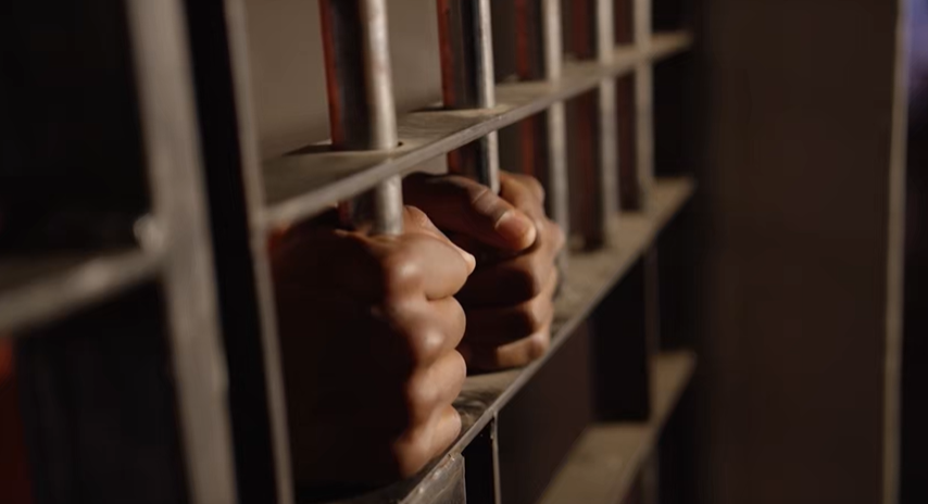 Tres sentenciados por tráfico de metanfetaminas