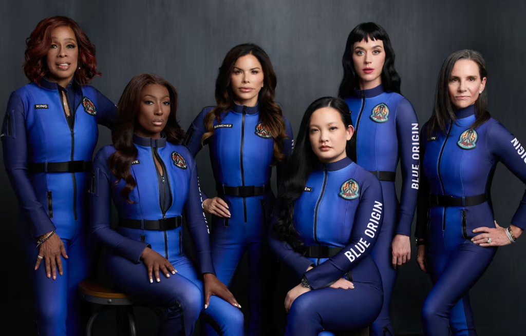 6 Mujeres hacen historia en el primer vuelo suborbital exclusivamente femenino de Blue Origin