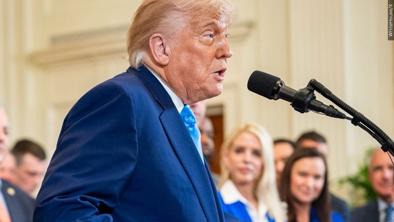 Trump firma nuevo veto migratorio que afecta a 12 países 1 MGN 1280x720 50530P00 SXZRT 1