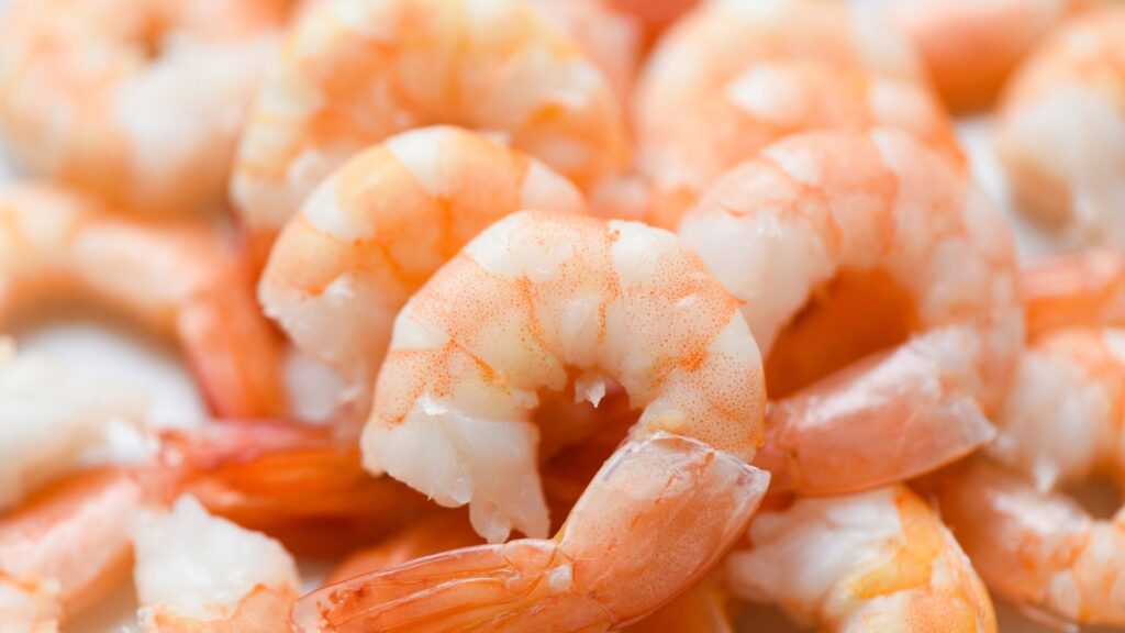 Alerta sanitaria: amplían el masivo retiro de camarones “radiactivos” a 18 estados