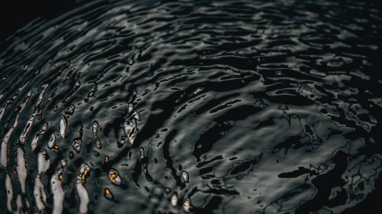1 fuga de agua provoca el bloqueo de Rock Blvd. en Sparks