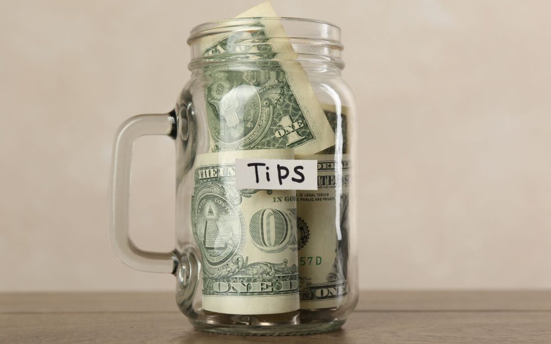 Propinas sin impuestos: ahora puede deducir hasta $25,000, vea la lista de trabajadores que califican