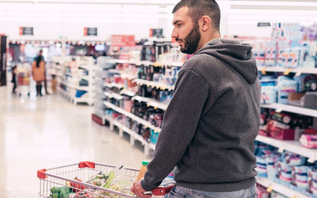 Walmart suspende contrataciones que requieran visa H-1B tras aumento a US$ 100.000 impuesto por Trump