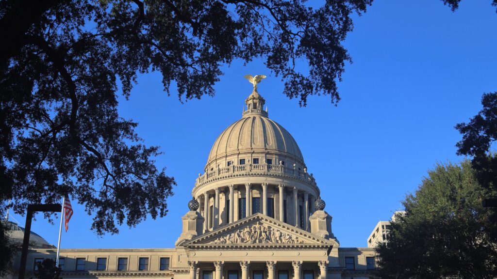 1 nueva ley bipartidista busca empoderar a la policía indígena