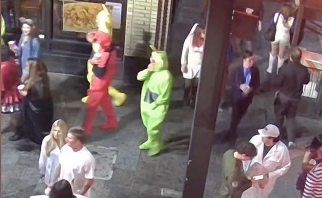 Teletubbies arrestados: 2 sujetos disfrazados son detenidos por pirotecnia ilegal en Reno