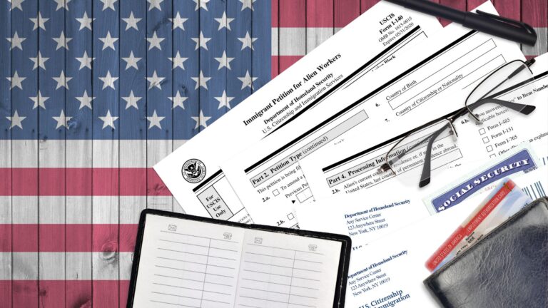 DHS elimina la extensión automática del permiso de trabajo para inmigrantes