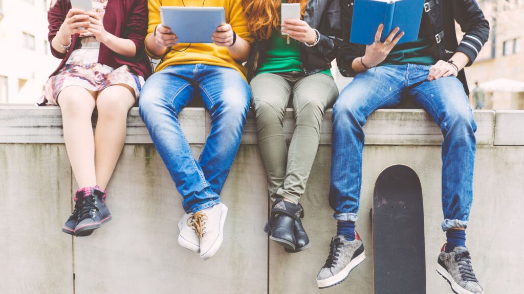 Nevada destina $6.5 millones para impulsar el cuidado infantil y el empleo juvenil