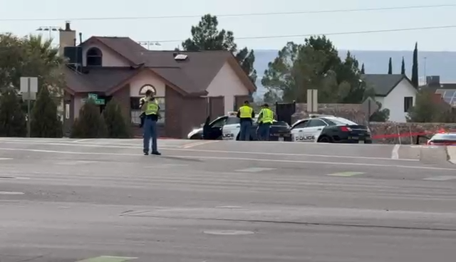 Motociclista Accidentado en El Paso: Heridas Graves en Resler y High Ridge