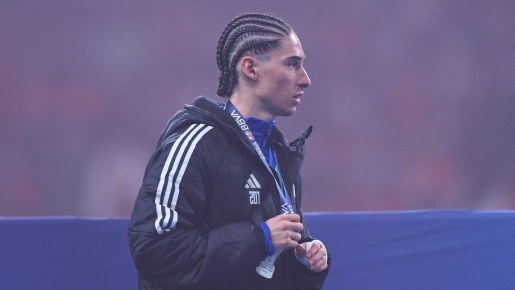 Marcelo Flores sorprende al reportar a entrenamientos con Tigres en lugar de Pumas