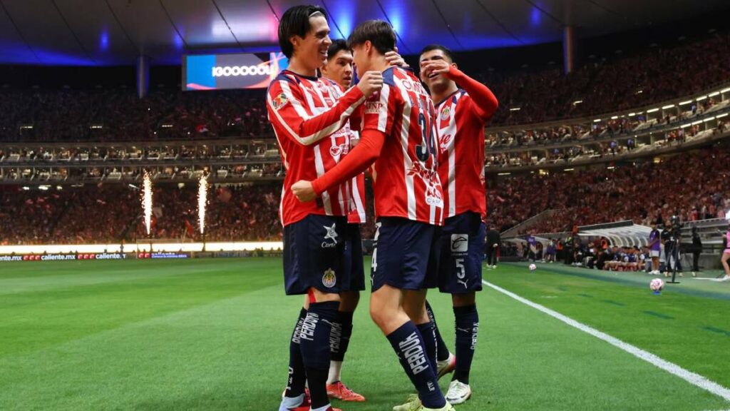 Delantero de Chivas busca reforzar al Atlante en el mercado de fichajes