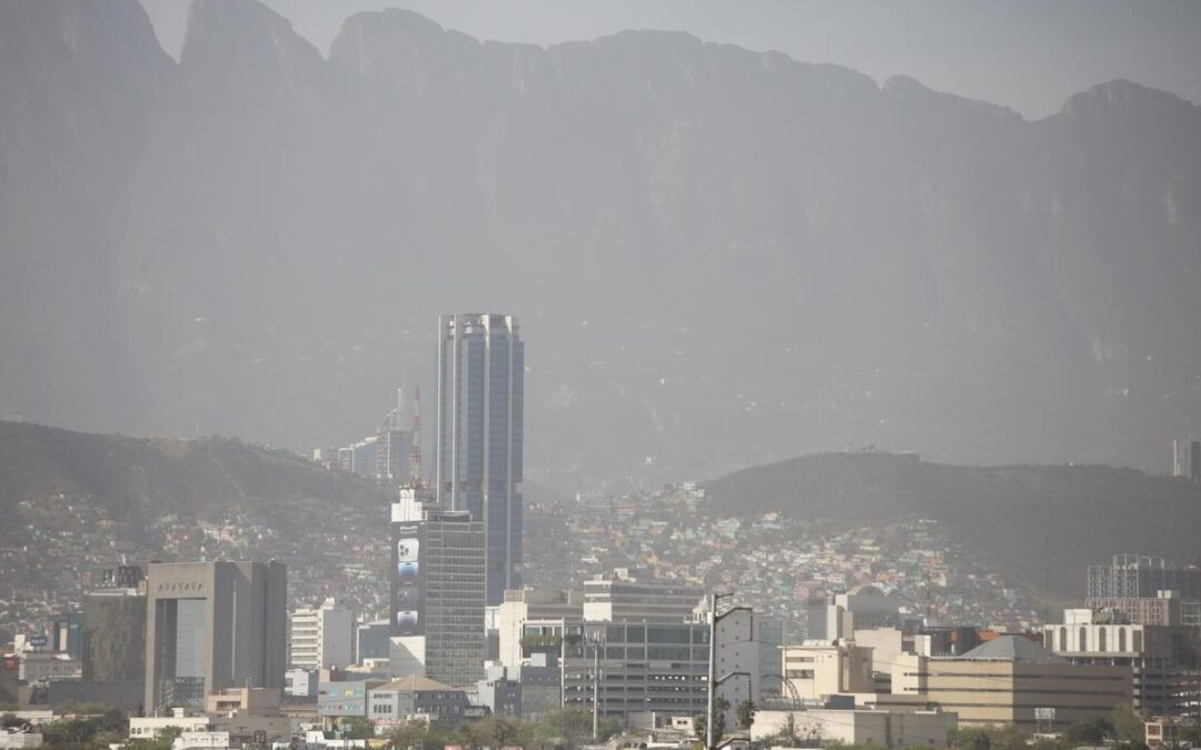 Monterrey Enfrenta Problemas de Calidad del Aire Tras Festejos de Año Nuevo con Pirotecnia