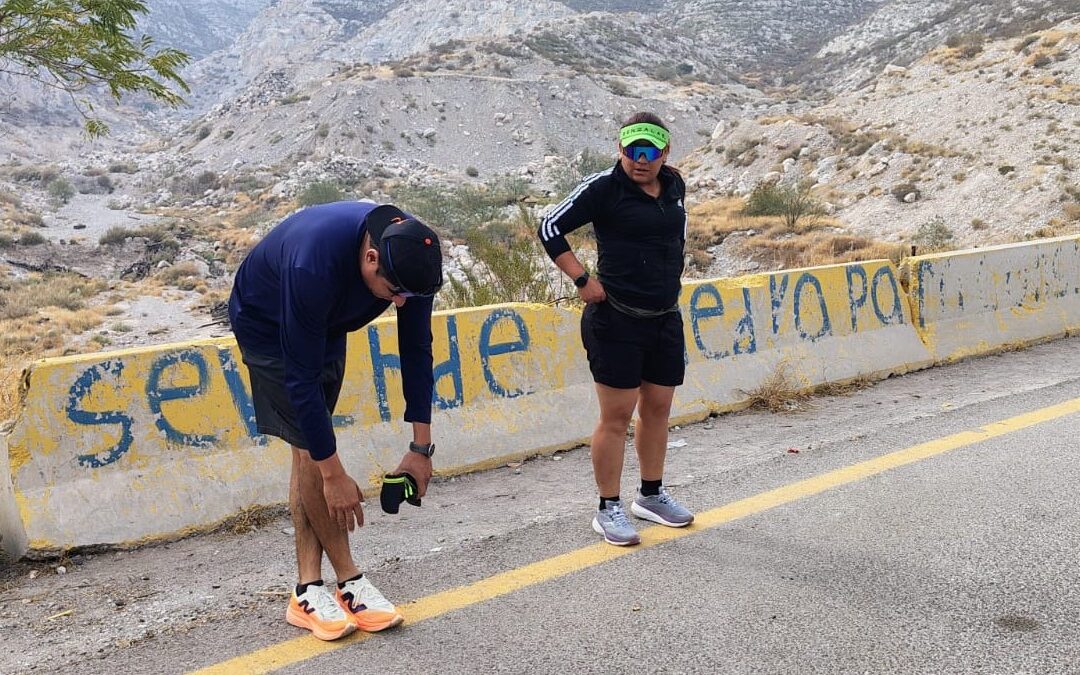 La Pareja Lagunera se Prepara para el Maratón Lala: Un Comienzo Activo para el 2023