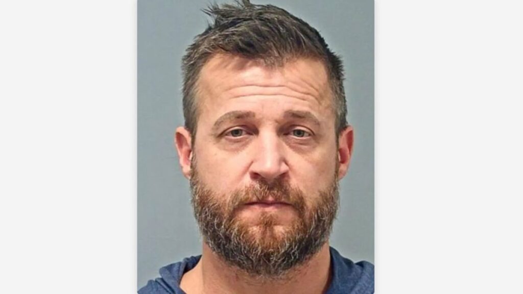 Detención de Exestrella de Reality Show por Abuso de Menores y Animales en Reno