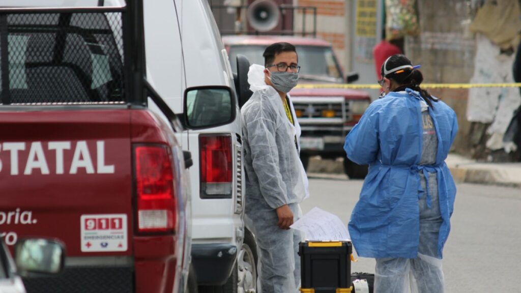 Vecinos de Puebla Reportan Olor Putrefacto y Descubren Muerte de Su Vecina; Bebé Rescatada con Vida