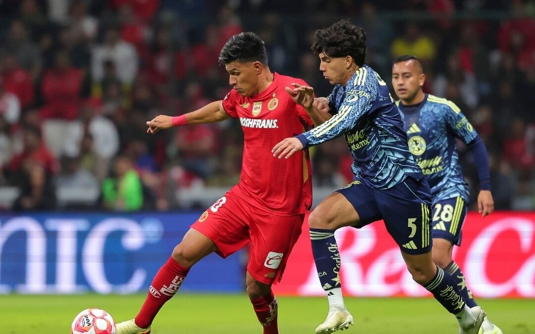 ¿Se Va Kevin Álvarez? América y Toluca Negocian un Intercambio Clave para el Lateral Derecho