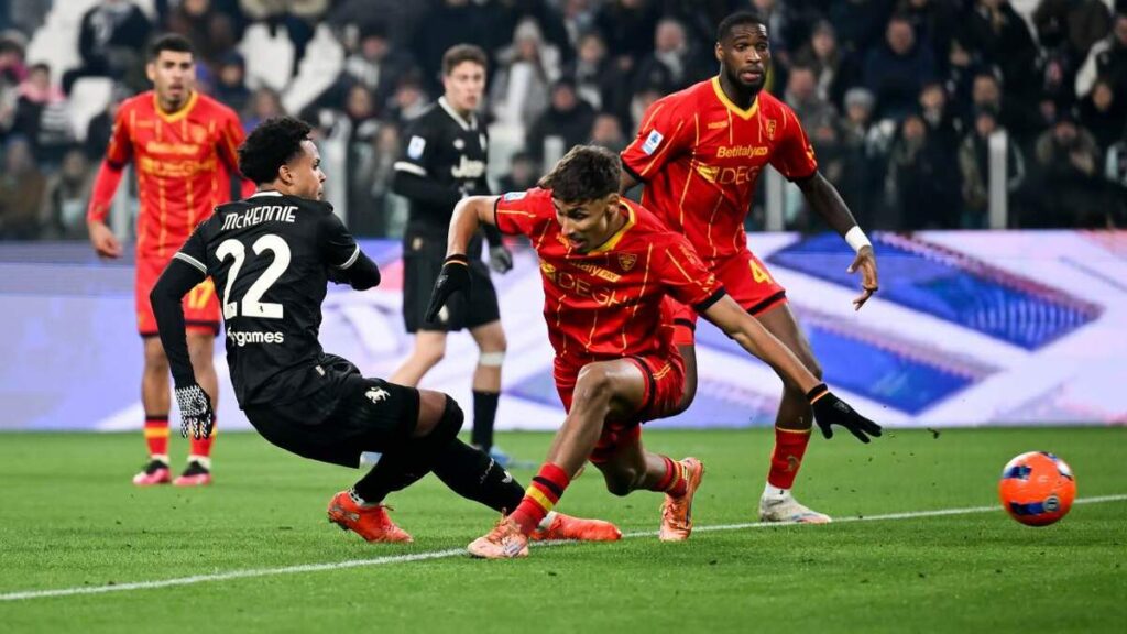 Juventus se hunde tras empate con Lecce en la Serie A