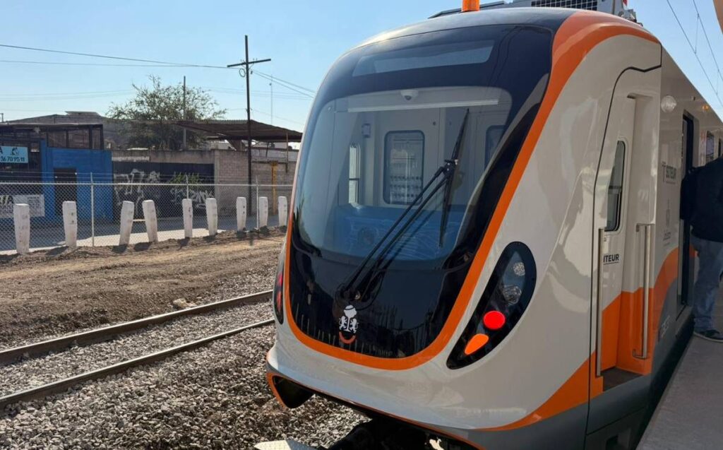 Caos en la Línea 3 de Reno: Mujer en las Vías Suspende el Servicio de Tren