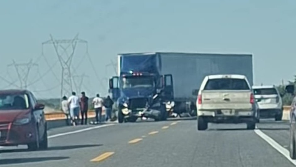 Accidente Fatal en Carretera a Ciudad Victoria Deja Cinco Muertos, Incluyendo Tres Menores