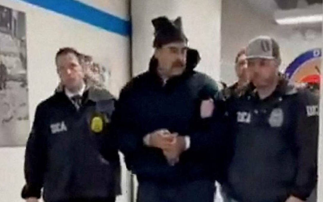 Nicolás Maduro Felicita el Año Nuevo en su Llegada a EEUU