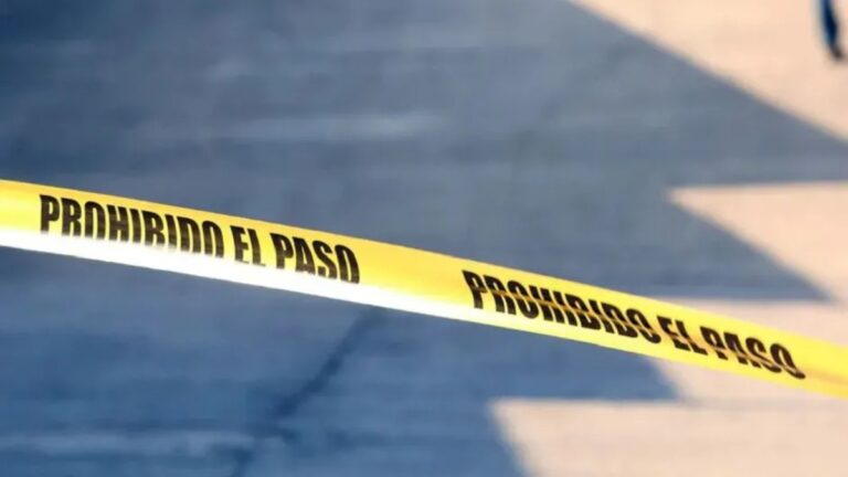 Fatal volcadura en Eje Metropolitano cobra la vida de una mujer en León