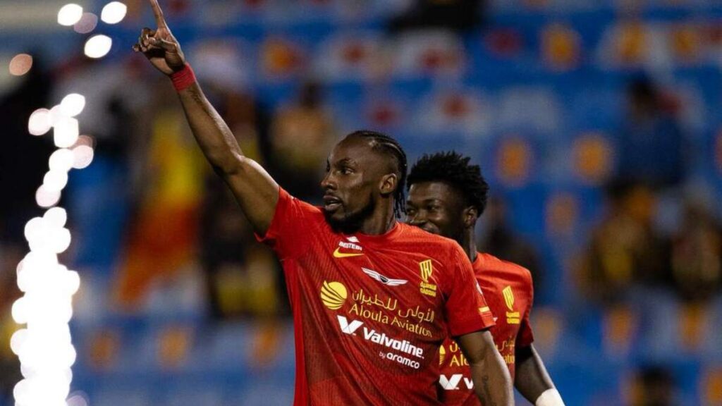 Julián Quiñones Anota un Gol Rápido con Al-Qadisiyah FC en Solo 15 Segundos