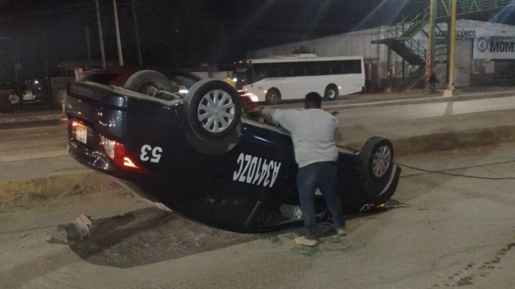 Accidente de Taxista: Volcadura Dramática en la Entrada de Matamoros