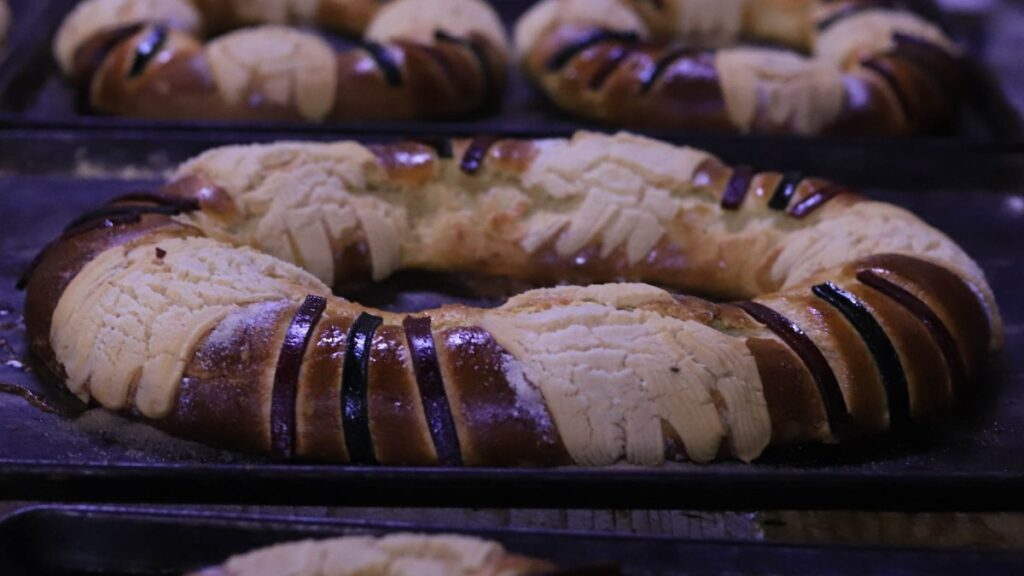 Descubre el Precio de la Rosca de Reyes en la Panificadora La Flor de Puebla en Reno