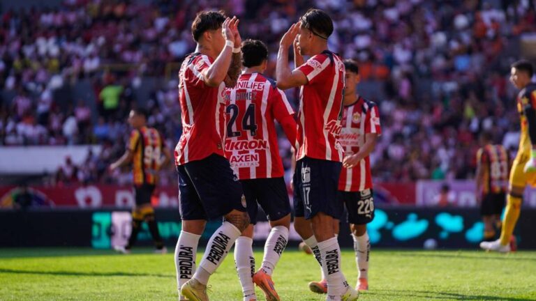 Chivas Triunfan en la Pretemporada con Victoria Rotunda sobre Leones Negros en la Copa Pacífica