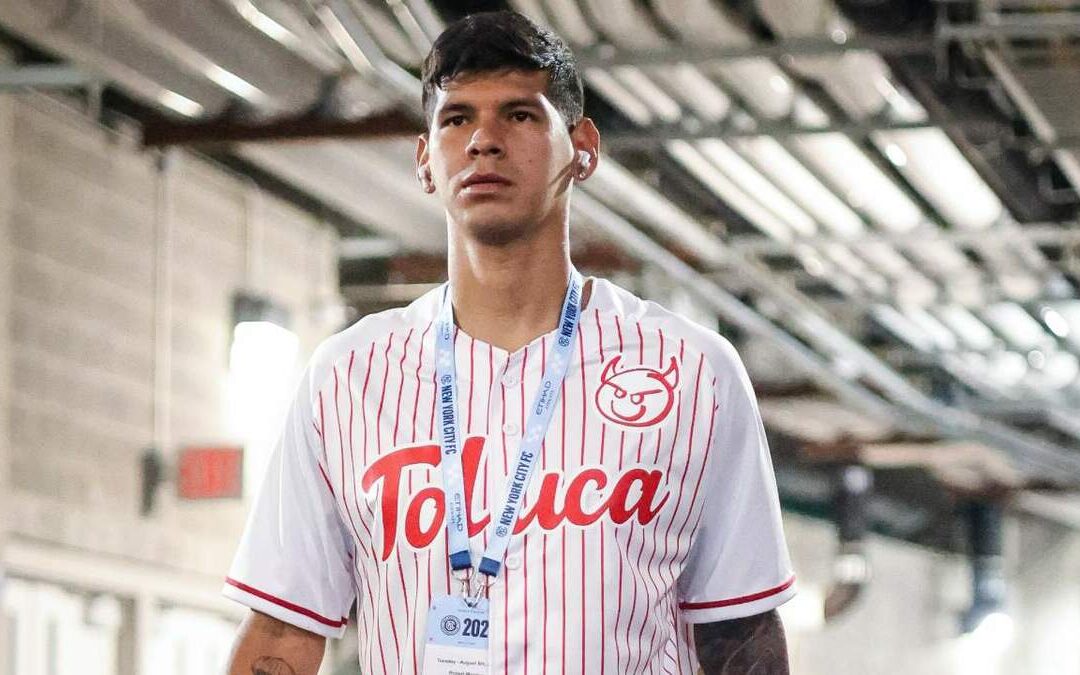 Pumas Y Toluca Negocian el Fichaje de Robert Morales: ¿Llegará al Club?