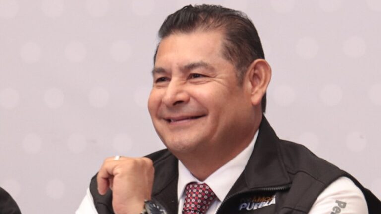 Armenta Denuncia la Inacción de Alcaldes en el Triángulo Rojo para Combatir Deshuesaderos de Vehículos