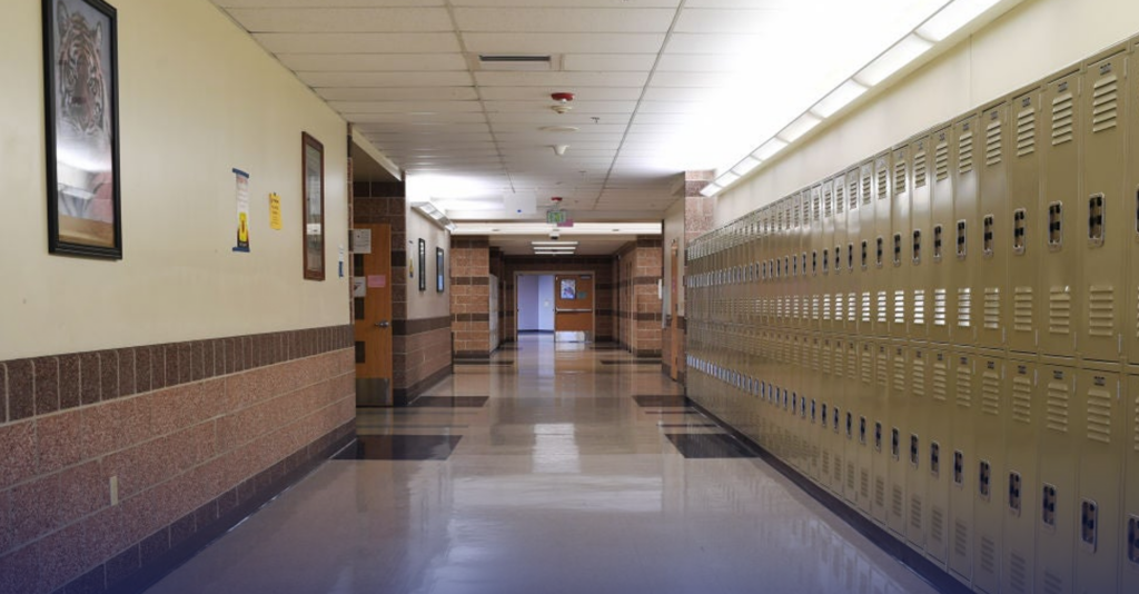 Aumento Salarial para Docentes y Empleados de ECISD en el Condado de Ector