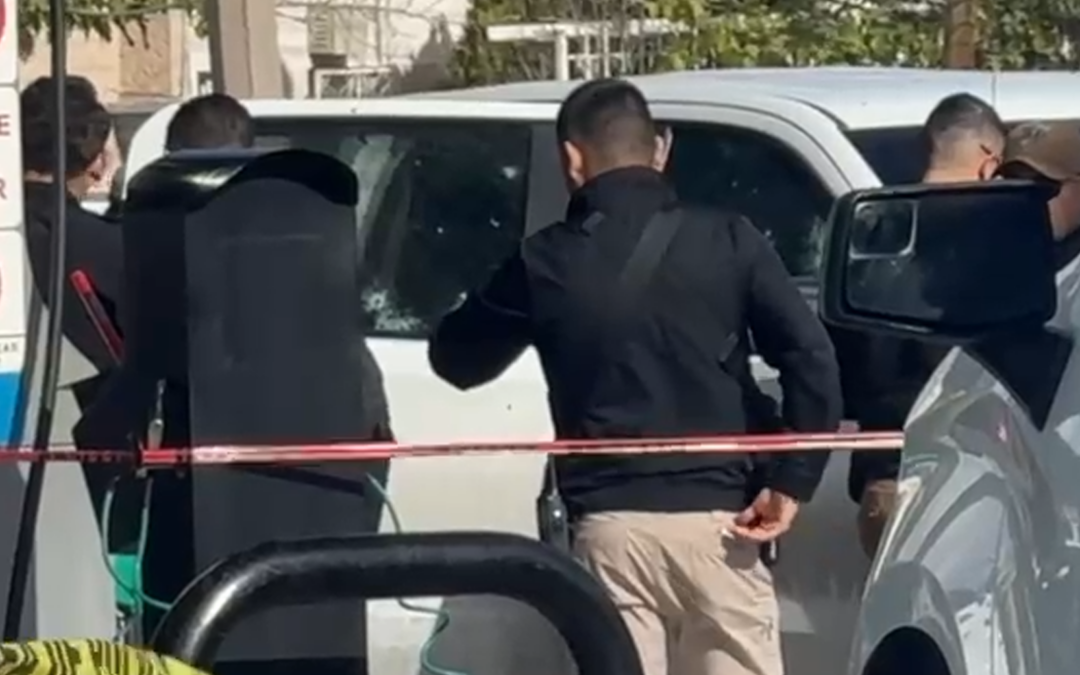 Ataque armado en Ciudad Juárez: policía muerto en gasolinera Pemex