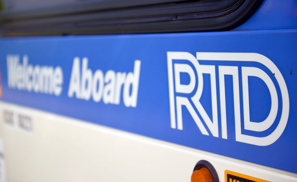 La Seguridad en el Transporte de Denver Amenazada por el Consumo de Drogas y el Uso de RTD como Refugio