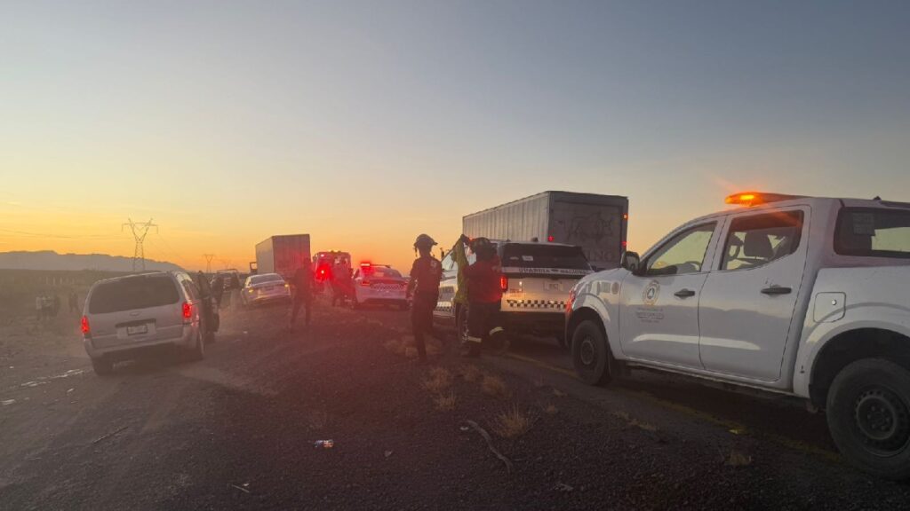 Accidente mortal en la carretera Torreón-Saltillo: mujer pierde la vida en volcadura con su hija