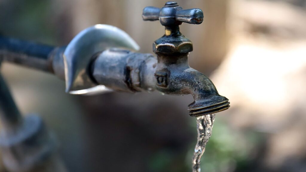 Suspensión de Agua en Edinburg: Interrupción Temporal del Servicio Este Lunes