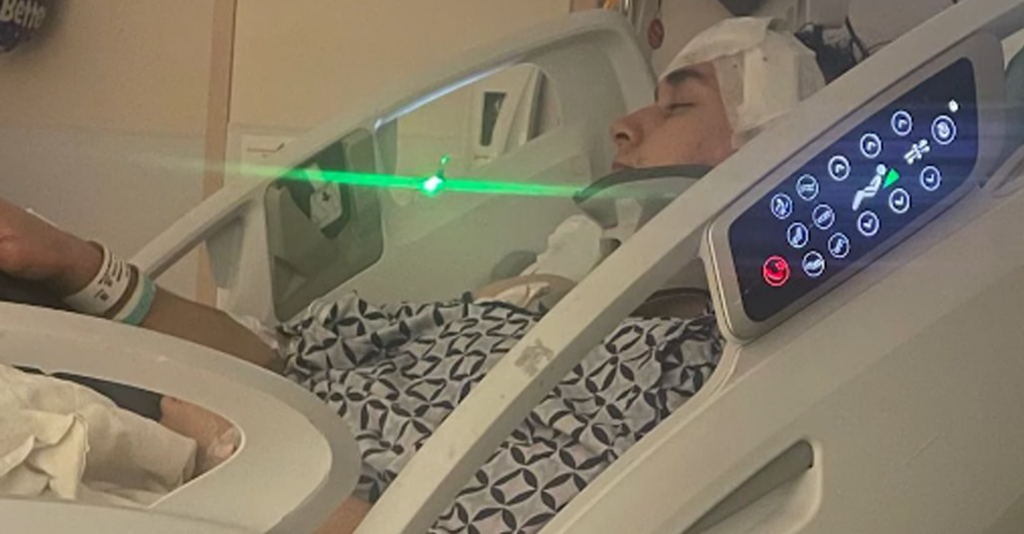 Ángel Méndez, joven de 16 años, necesita apoyo tras accidente escolar