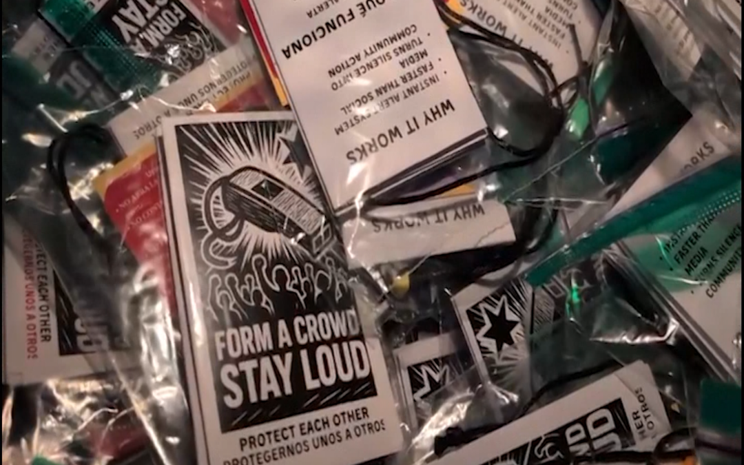 Whistle Mania: Comunidades de la Costa Central Lanzan Campaña para Alertar sobre la Presencia de ICE