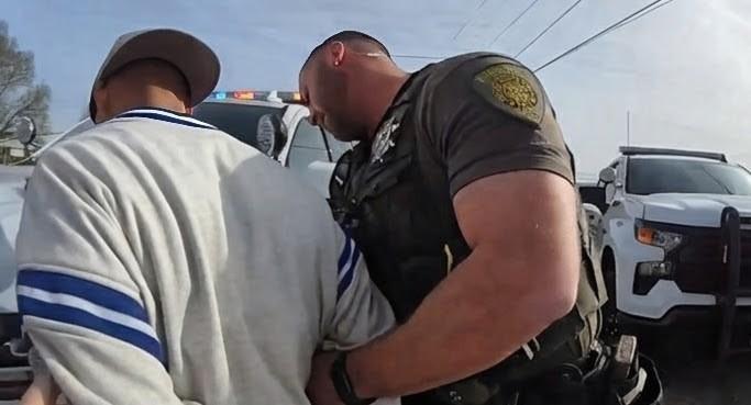 Armas bajo la mira: 1 peligroso arresto en Nevada por múltiples delitos graves