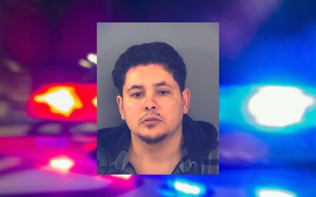 Conductor ebrio arrestado tras choque en sentido contrario en Loop 375