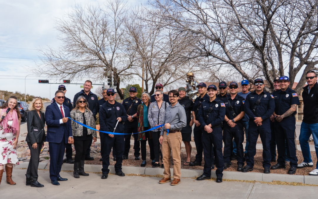 Escultura ‘Forged in Service’ Rinde Homenaje a Bomberos en Las Cruces