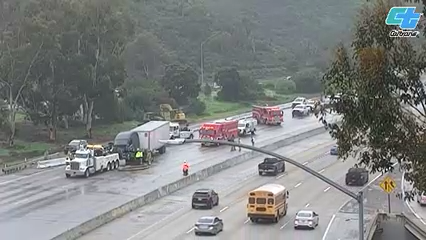 Cierre de la I-5 en Oceanside por Derrame de Diésel Tras Choque de Camión