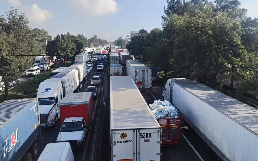 Autopista México-Querétaro: Últimas Noticias en Vivo, Choques y Cierres Viales