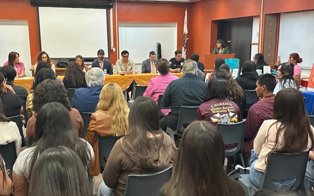 Prevención de la Violencia en el Noviazgo: Panel de Concientización en Calexico