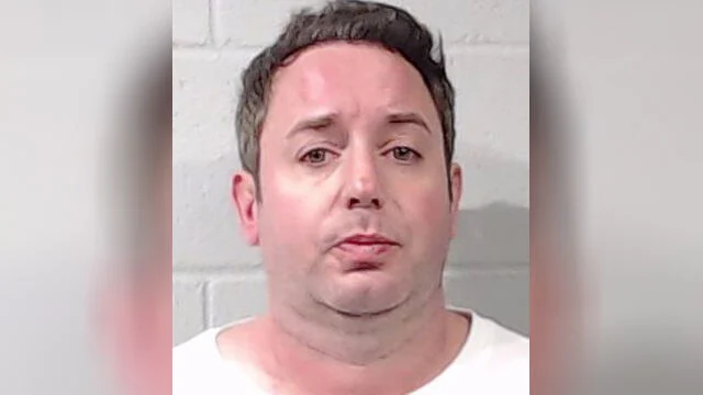 CEO de King of Freight en Wichita, acusado de agresión a un adolescente