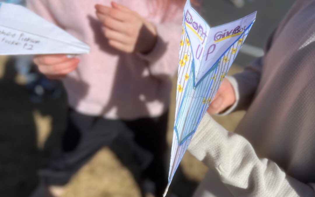 Aviación: Un emocionante desafío inspira a estudiantes de Eagle Valley