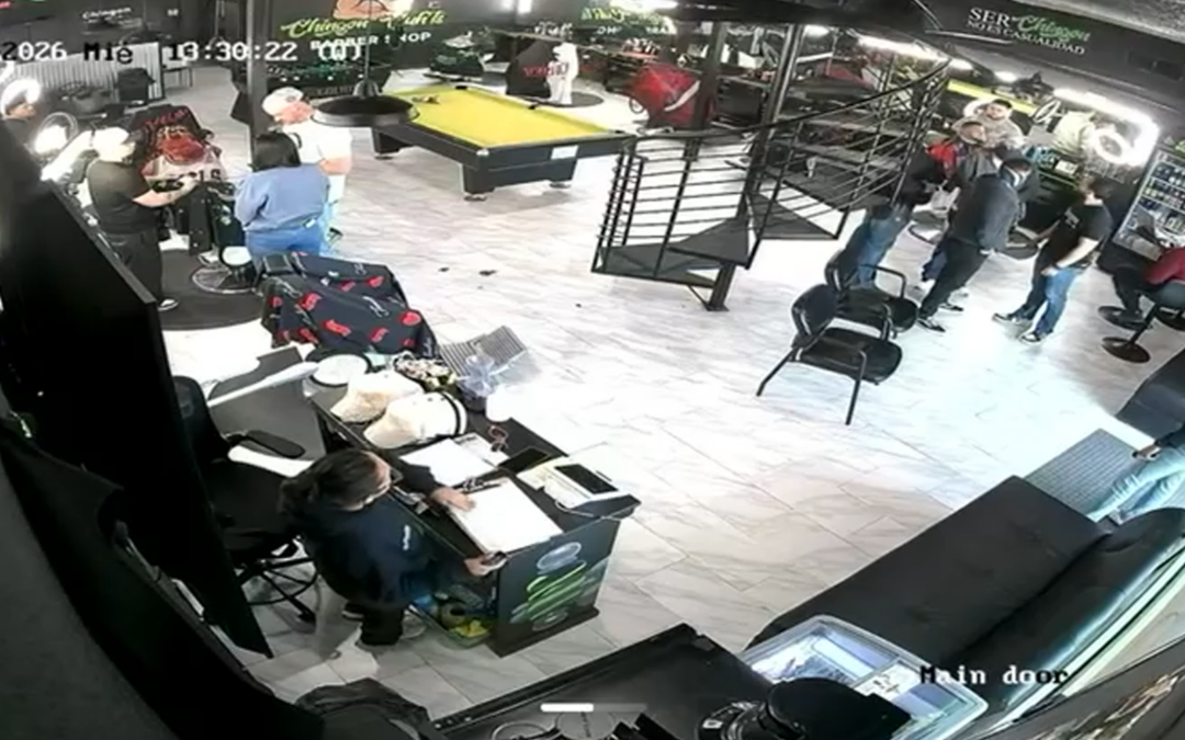 Inspección en barbería de Socorro Texas: agentes federales realizan intervención