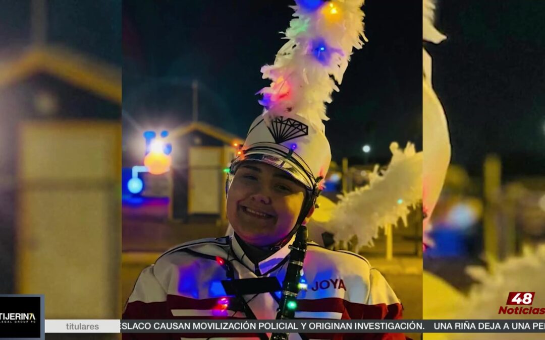 Michele Chaves de La Joya Busca Apoyo para Su Graduación Universitaria