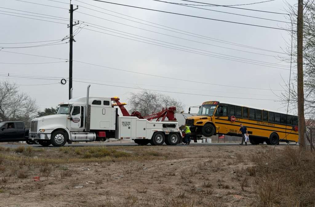 Accidente vehicular en Mission Texas: Ambos conductores son trasladados al hospital