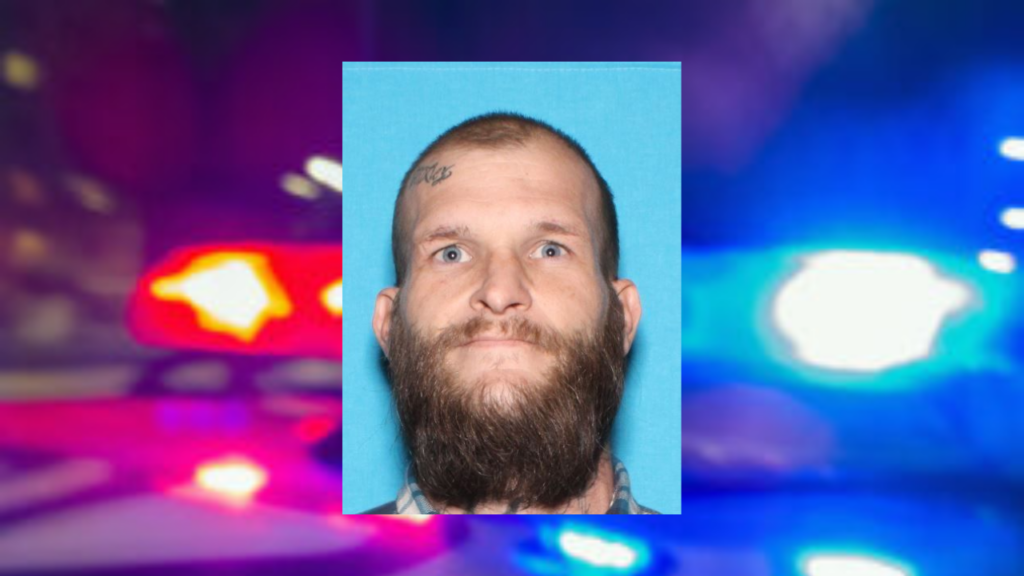 Urgente: Buscan a hombre con orden de arresto en el Condado de Chaves